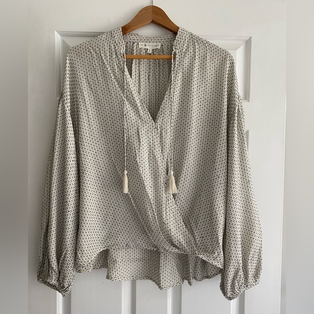 Lou & Grey Cream and Black Cross Stitch Design Pheasant Style Top Size M